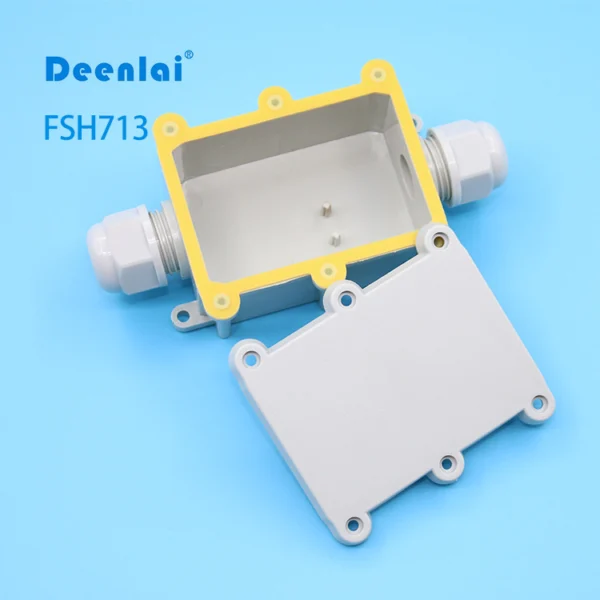 Hộp nối FSH713 màu trắng IP68 – Chống nước, 450V/24A, đạt chuẩn CE