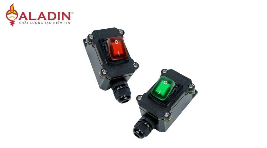 Hộp nối công tắc treo
